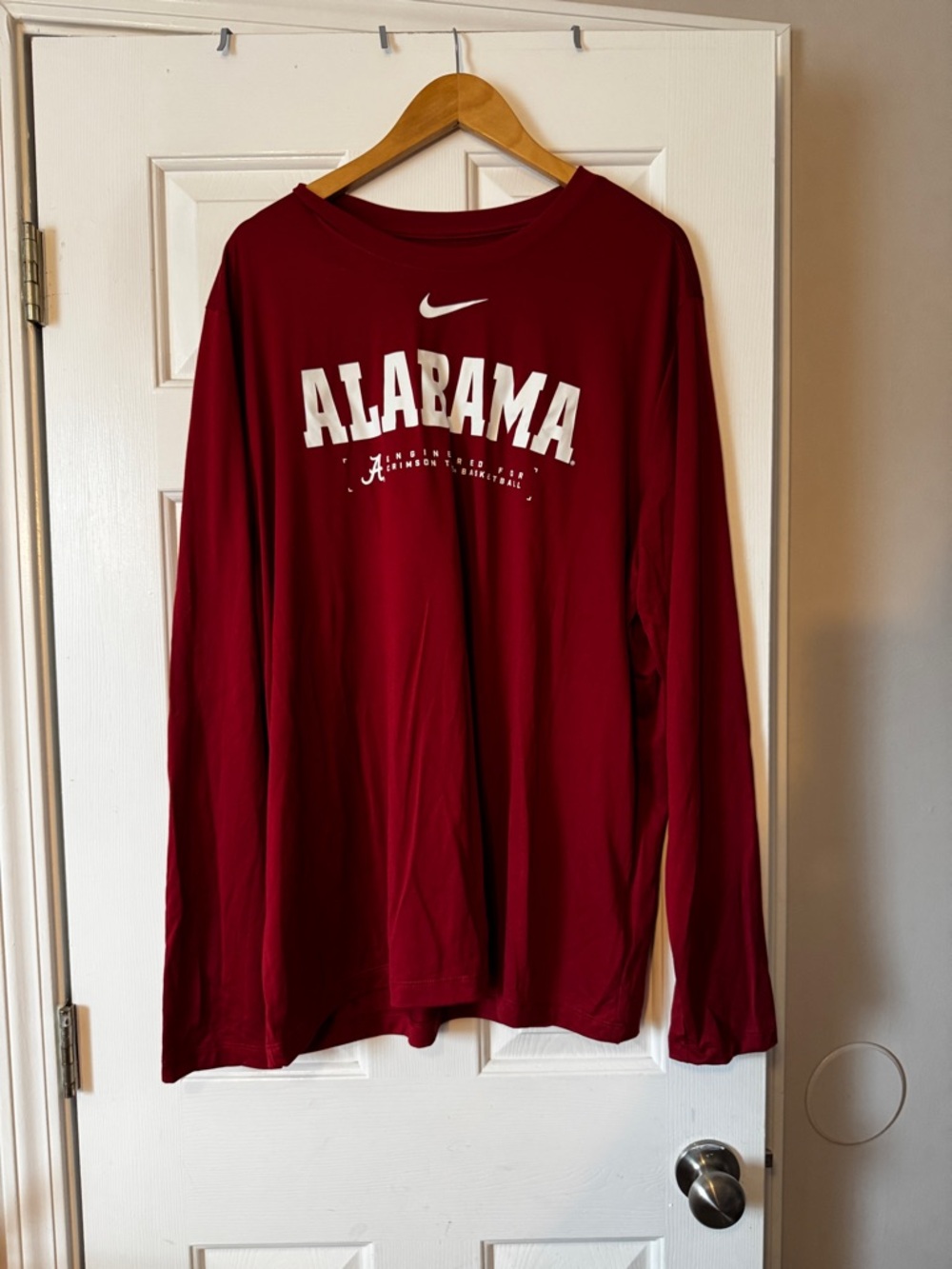 The Nike Tee Alabama Crimson Tide Basketball Long Sleeve Shirt XXL